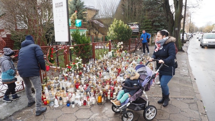 Mieszkańcy Koszalina łączą się w bólu z rodzinami i bliskimi...