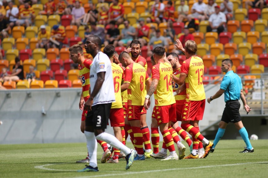 Latem Jagiellonia pokonała ekipę z Łęcznej 4:0 w sparingu....