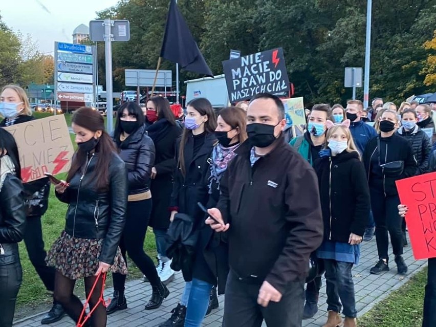 Strajk Kobiet w Krapkowicach 2020.