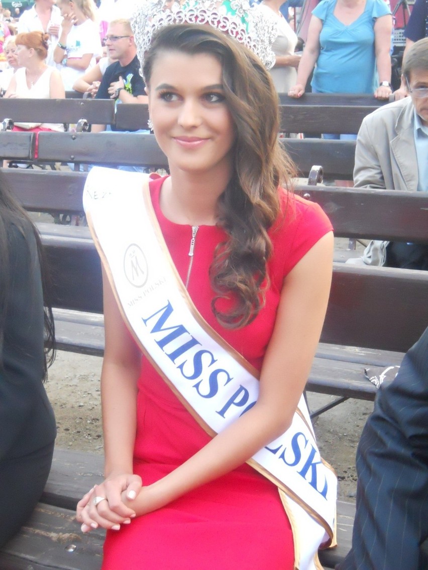 Koronę Miss Polski na wózkach wręczała Miss Polski 2012...
