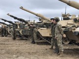Najnowocześniejsze czołgi na świecie. Na poznańskim poligonie polscy żołnierze szkolą się na Abramsach