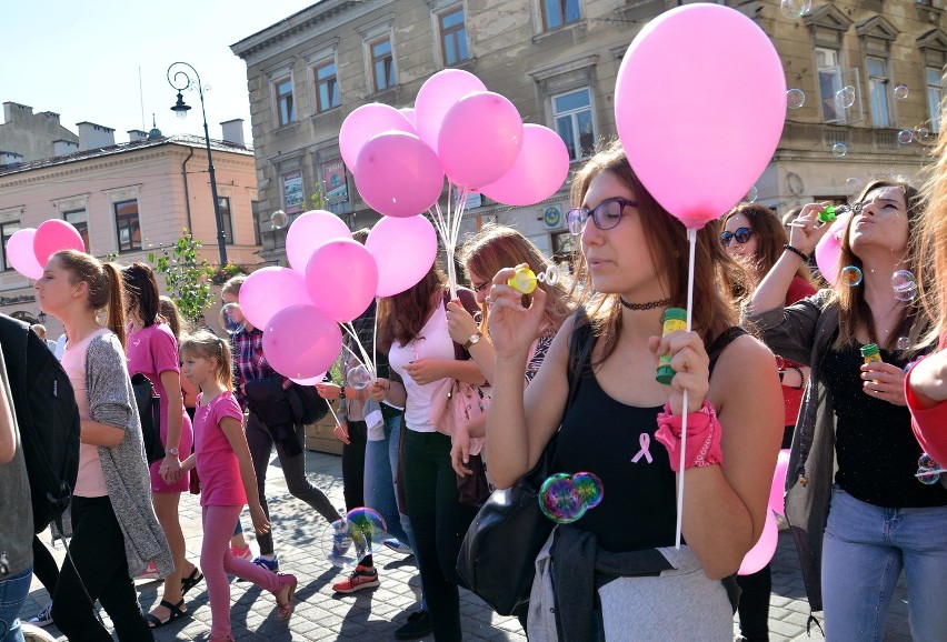 Marsz Różowej Wstążki przeszedł przez Lublin [ZDJĘCIA, WIDEO]