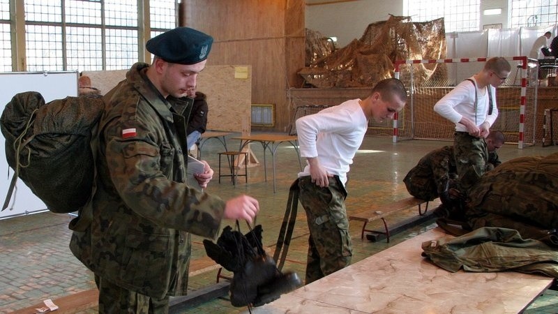 Rezerwiści na poligon! Niech sobie poćwiczą [POWOŁANIE NA ĆWICZENIA REZERWISTÓW]