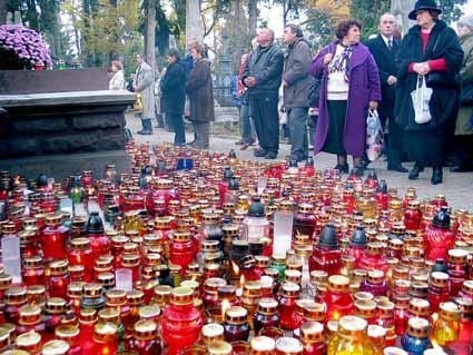 Na cmentarzach w regionie jest coraz mniej miejsca. Za kilka lat kremacja zwłok stanie się koniecznością. 