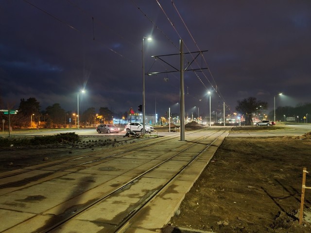 Na zdjęciu - Powrót tramwaju na Szosę Lubicką po pracach modernizacyjnych torowiska