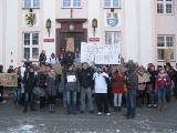 Posłanka Pitera broni lęborskiej uczennicy. - To głupi wybryk, nie przestępstwo 