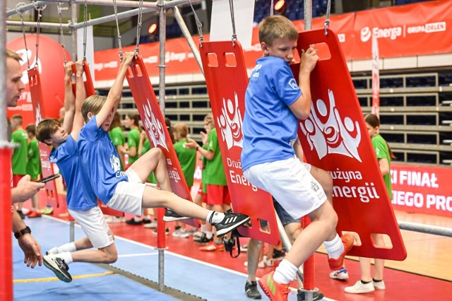 Finał programu "Drużyna Energii" rozgrywany był w hali AWFiS-u Gdańsk, gdzie reprezentanci pięciu szkół mieli do pokonania wymagające zadania sportowe