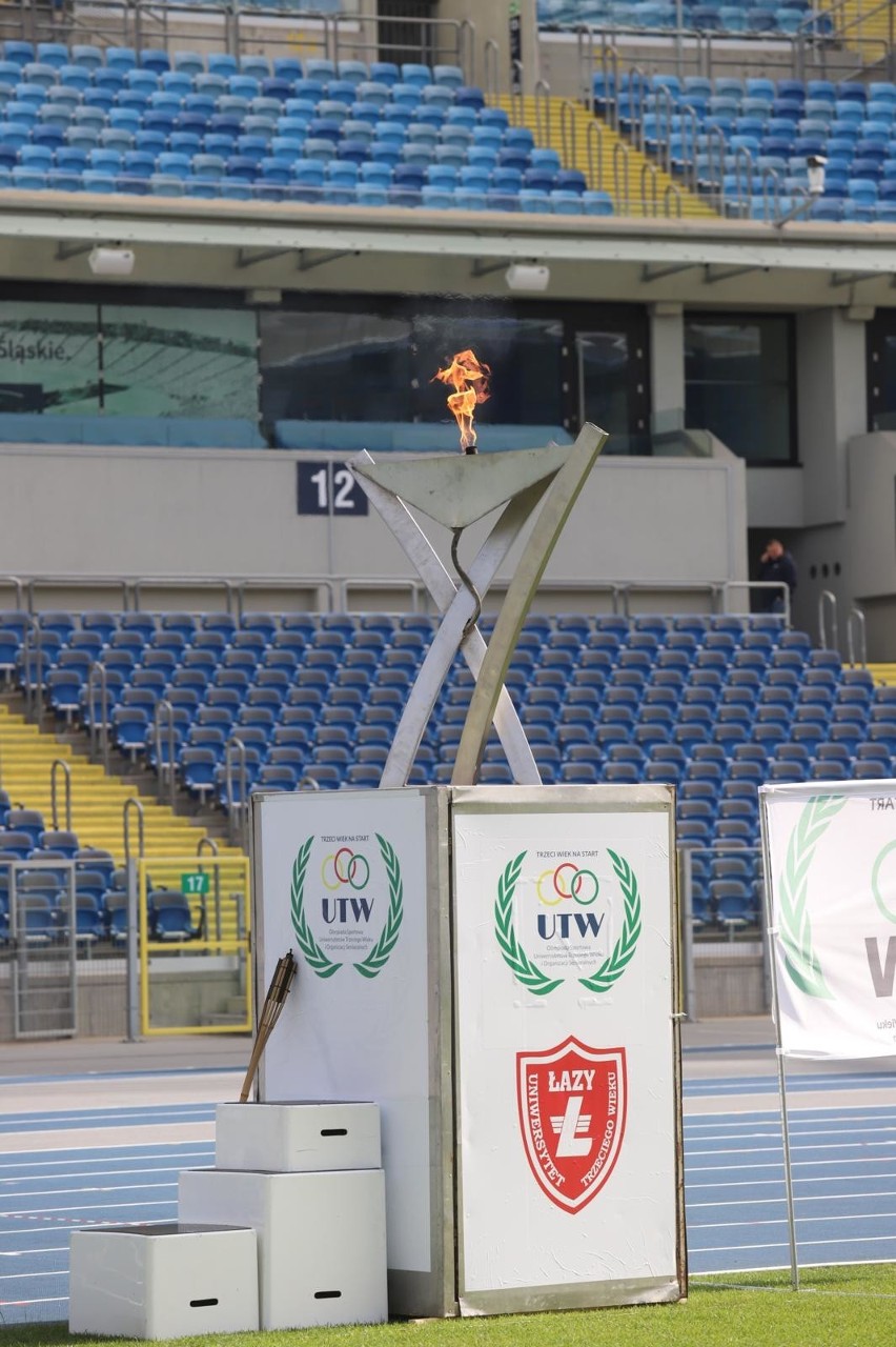 Olimpiada Seniorów na Stadionie Śląskim - zawodnicy i kibice...