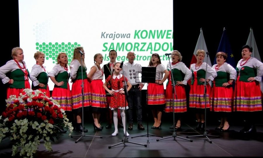 Poseł Anna Krupka apeluje do ludowców w dniu ich konwencji samorządowej. Długa lista zarzutów