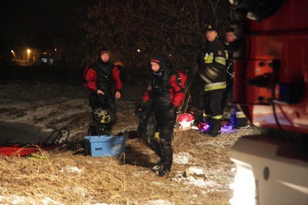 Płetwonurkowie dokładnie przeszukali jezioro Błędno.