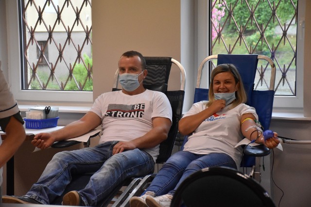 Mieszkańcy gminy Wolanów chętnie wzięli udział w niedzielnej akcji oddawania krwi.