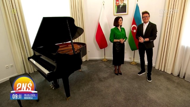 Ambasadorem Azerbejdżanu w Polsce jest Nargiz Gurbanowa. W Warszawie mieszka od dwóch lat. Tak wyglądają wnętrza domu, w którym mieszka ambasador Azerbejdżanu w Polsce. Zobaczcie zdjęcia >>>>