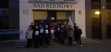 Starachowice. "Solidarni z sędziami" - protest pod Sądem Rejonowym