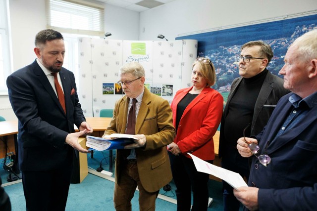 Supraśl. Burmistrz przyjął wniosek o przeprowadzenie referendum w sprawie podziału gminy