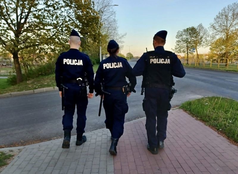 Słupscy policjanci rozpoczęli wspólne służby ze słuchaczami...