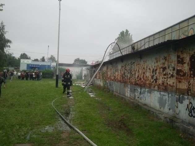 Pożar wybuchł w sklepie SAM-SCAN