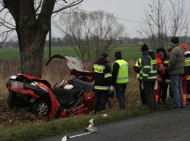 Tragiczny wypadek pomiedzy Biestrzykowicami a Namyslowem.