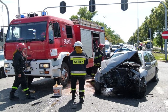 Wypadek an skrzyżowaniu Pabianickiej i 3 Maja