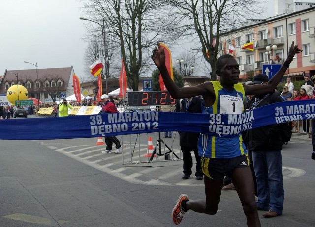 David Metto ma na swoim koncie zwycięstwo w maratonie w Dębnie.