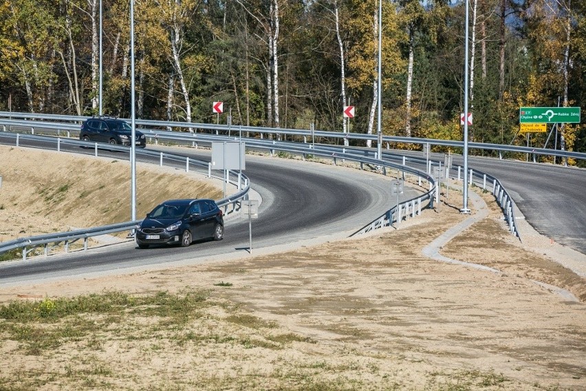 Budowa zakopianki. Kierowcy już jadą po fragmencie nowej trasy [ZDJĘCIA]