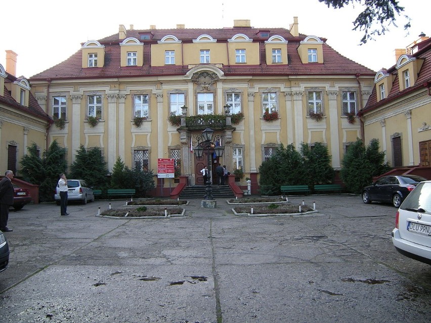 Pałac sprzedaje starostwo lubińskie