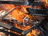 Tragedia w Nowej Wsi Wielkiej. Zginęła kobieta, która próbowała ugasić płonące śmieci