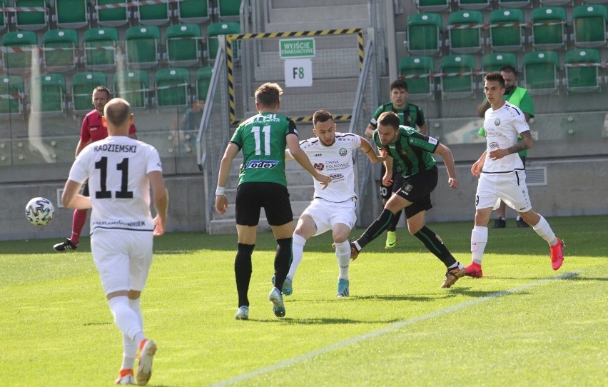 2 liga. Stal Stalowa Wola pewnie ograła Górnik Polkowice po dobrej grze. Dominik Chromiński był jednym z najlepszych (ZDJĘCIA)