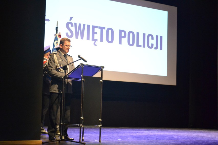 Święto Policji 2017 w Sosnowcu. Były awanse i nagrody ZDJĘCIA