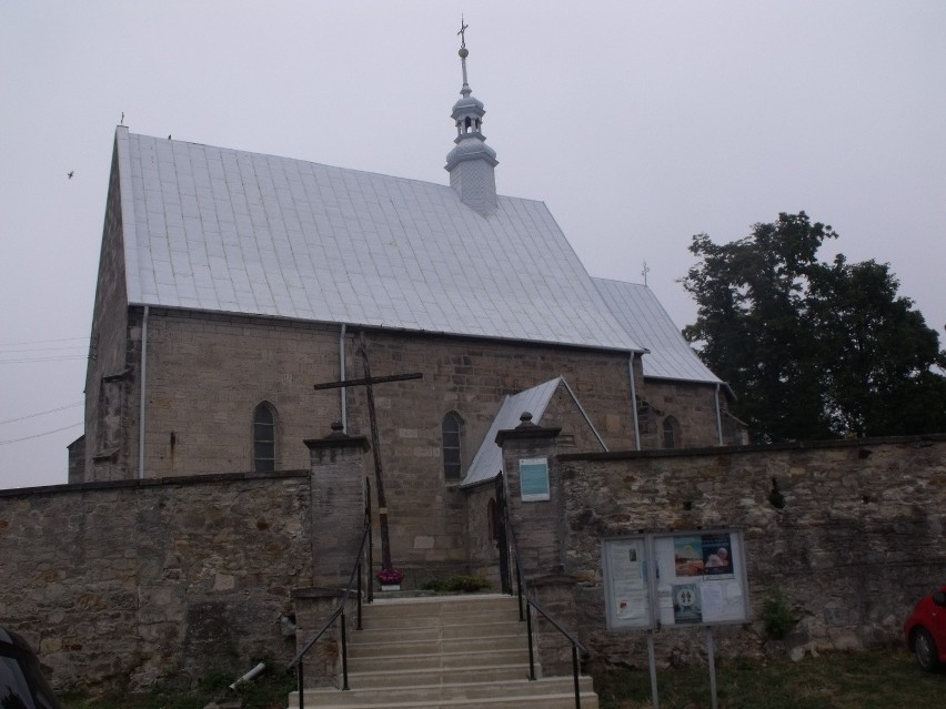 Odnowione świątynie w powiecie opatowskim