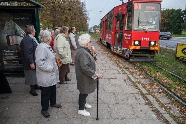 O zachowanie linii 5 emeryci z okolic ul. Wojska Polskiego walczą już od października.