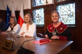 Pierwsza sesja Rady Miejskiej w Słupsku: ślubowanie pani prezydent i radnych