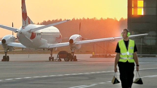 Mieszkańcy Podkarpacia ekscytowali się tanimi lotami z 4You Airlines i snuli plany weekendowych wypraw pod wieżę Eiffla. Teraz starają się odzyskać pieniądze za wykupione bilety.