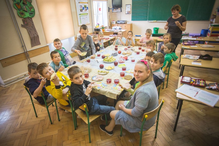 Dzięki środkom finansowym przekazanym przez Biuro Programu...