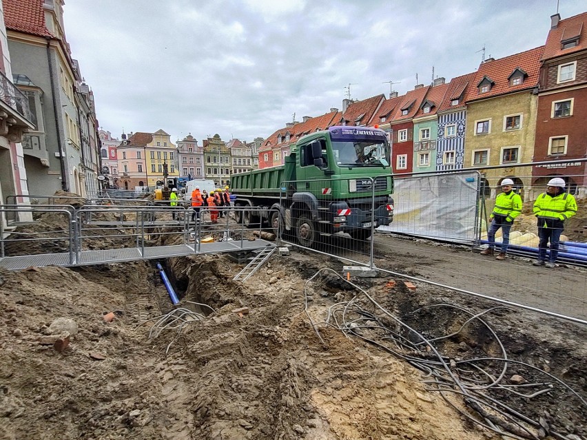 Remont na Starym Rynku w Poznaniu.