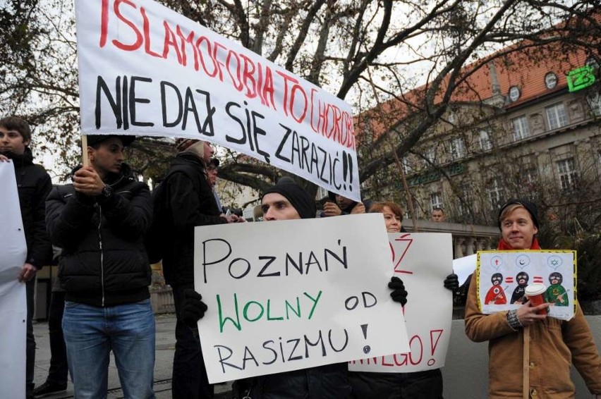 Manifestacja muzułmanów w Poznaniu: Razem przeciwko...