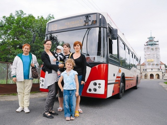 Dla wielu mieszkańców gminy Dąbrowa autobusy MZK to jedyny sposób na dotarcie do Opola. (fot. Sławomir Mielnik)