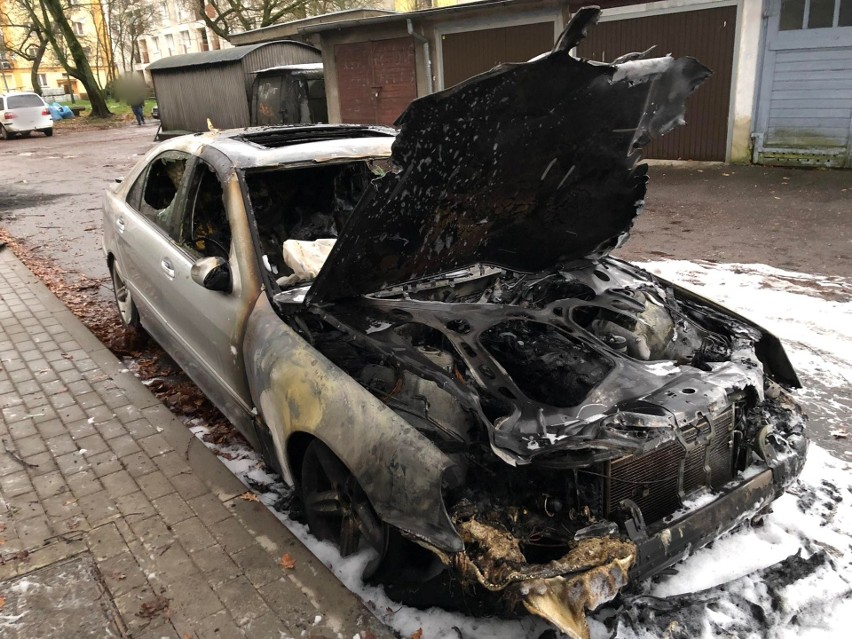 Pożar samochodu na ul. Projektantów w Koszalinie