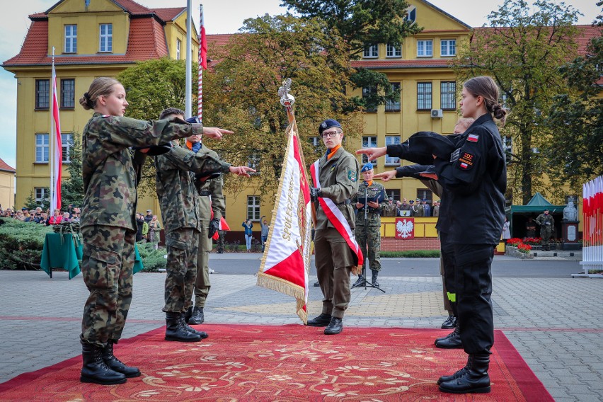 Przysięgę złożyło 250 kadetów z Bydgoszczy, Kołaczkowa,...