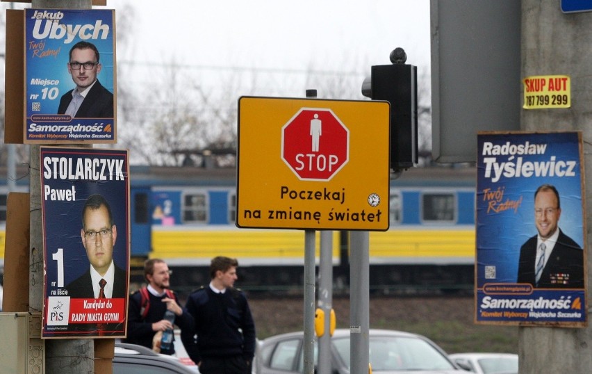 Walka z plakatami wyborczymi w Gdyni. Nie pojawią się przy gminnych drogach?