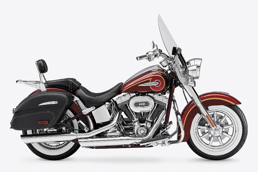 10. Harley-Davidson Softail DeLuxe CVO 128 500 zł...