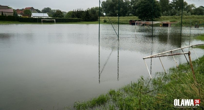 Zalane tereny w Oławie w okolicach ulicy Bażantowej