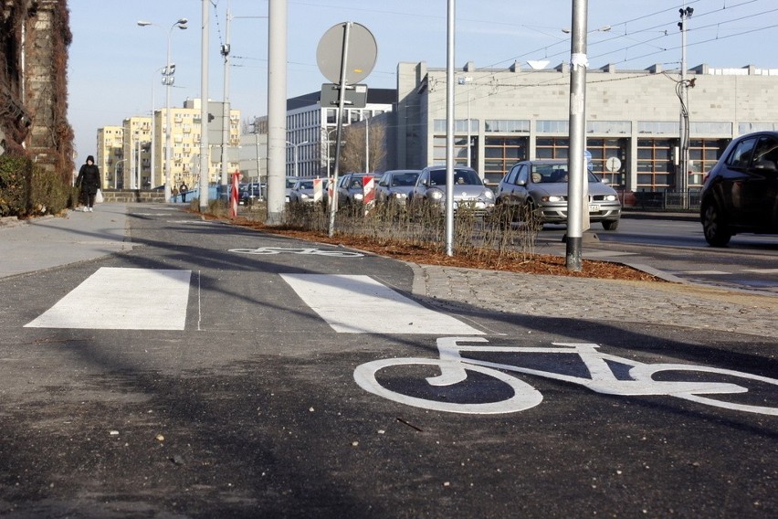 Purkyniego otwarta po remoncie. Ograniczenie do 30. Zniknęły darmowe miejsca parkingowe (ZDJĘCIA)