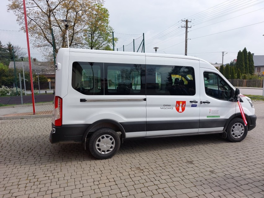 Do gminy Nagłowice trafił 9-osobowy bus przystosowany do...