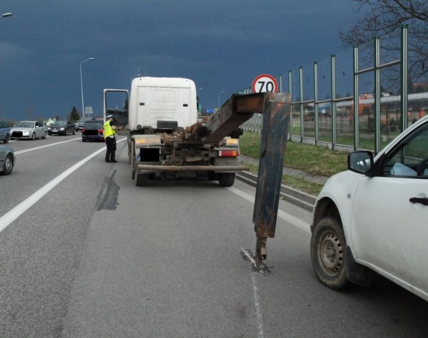 Policjanci wyjaśniają okoliczności wtorkowego zdarzenia na...