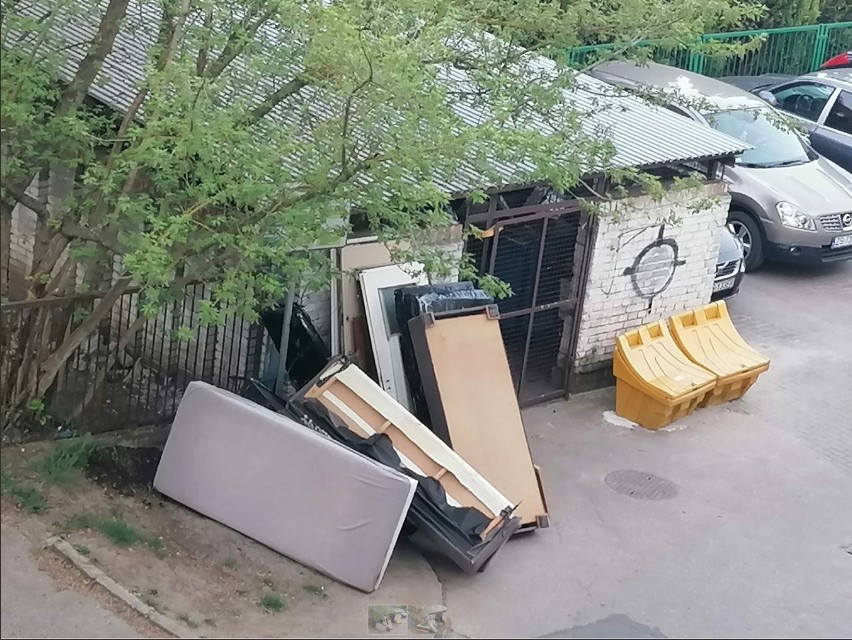 Odpady gabarytowe w Szczecinie to duży problem? Mieszkańcy proszą o pomoc 