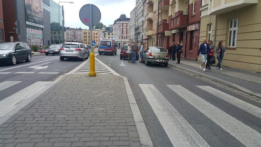 Potrącenie pieszego na ulicy Żeromskiego w Opolu