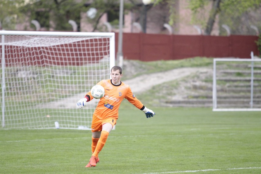 Przychodzą: Tobiasz Weinzettel (bramkarz - 1.FC Bocholt),...