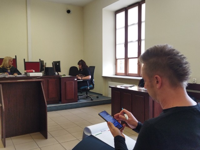 Wojciech Rodek i Zuzanna Dziedzic – do niedawna bliscy współpracownicy – spotkali się dzisiaj (27 czerwca) w sądzie