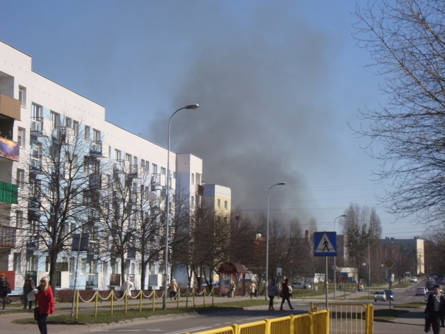 Tak wyglądał dym na Górczynie przed 13.00.