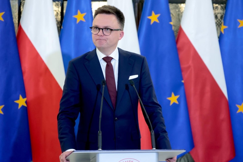 Od 13 listopada 2023 r. Marszałek Sejmu. Ukończył Społeczne...